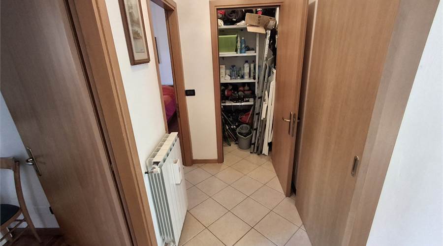 Photo 32
