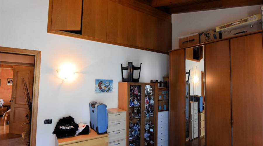 Photo 44